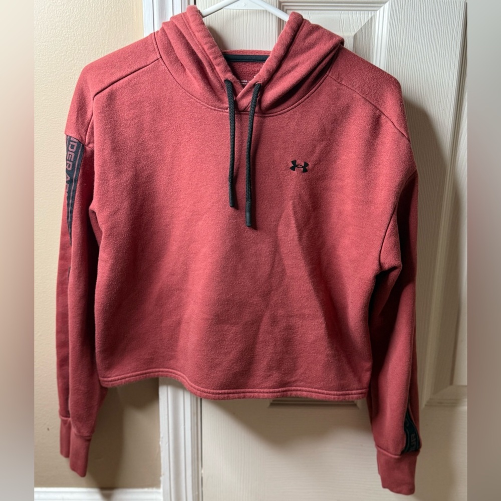 Under Armour Burgundy Cropped Boxy Hoodie-Small